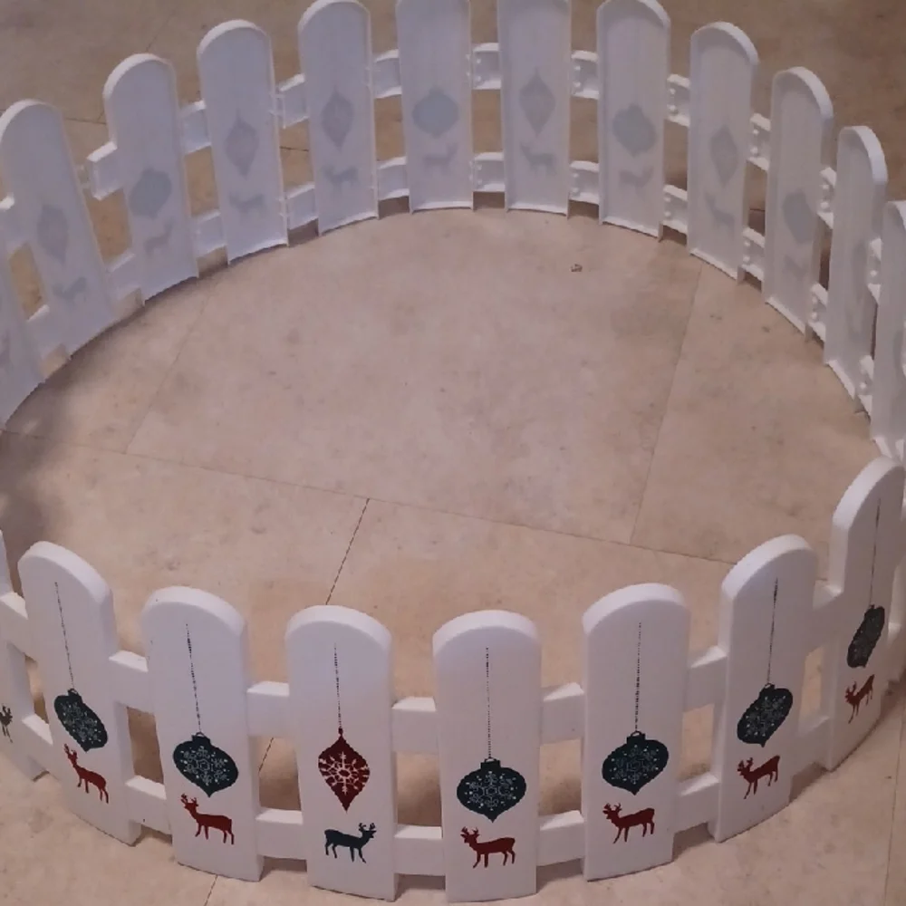 Holiday White Fence Tree Skirt Decor with Red and Green Accents - Picture 5 of 6
